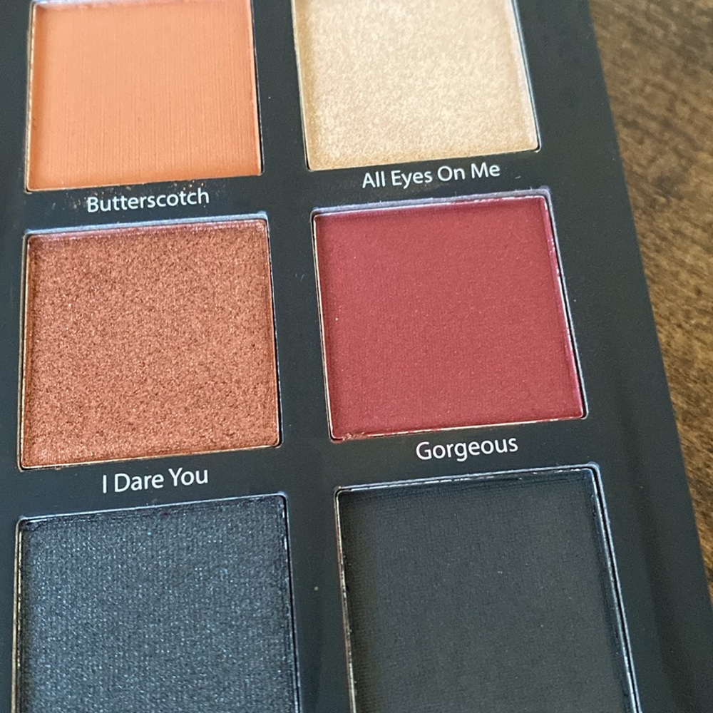 5 for $25/Beauty Creations Mini Pro Palette Vol 2 - Picture 3 of 5